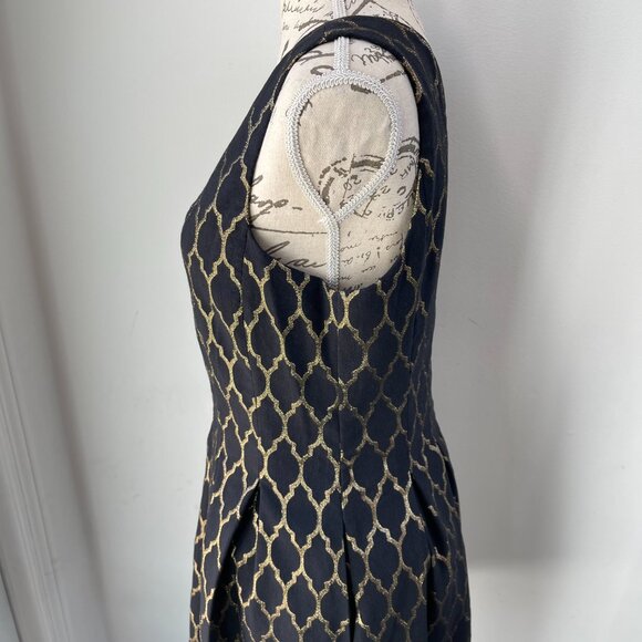 New Vince Camuto Black and Gold dress V neckline size 12 - Picture 3 of 9